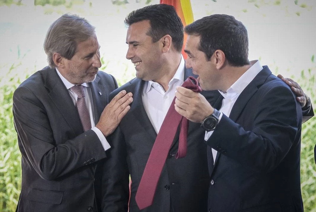 Μας κάνουν πλάκα οι Σκοπιανοί:  Το «Μακεδονία» θα παραμείνει σε μερικά άρθρα του Συντάγματος – Τι συμφώνησαν Τσίπρας-Κοτζιάς;